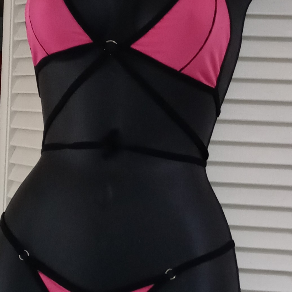 Very cute 2 piece pink set